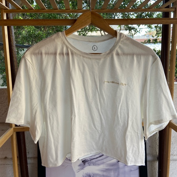 Positive Life Crop Top. Size- L - Picture 4 of 8